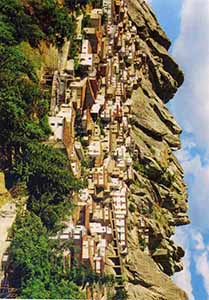 Historical images from Pietrapertosa area and Basilicata