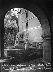 Historical images from Pietrapertosa area and Basilicata